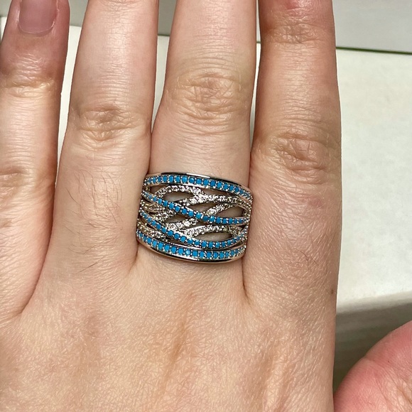 Thick cerulean blue multi-layer crossover ring - Picture 10 of 13